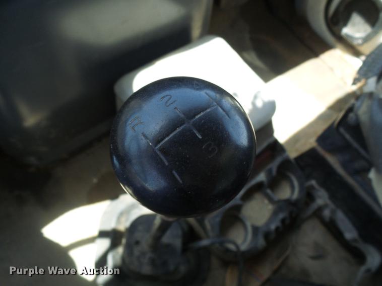 image for item DF7309 1992 Ford L8000 dump truck