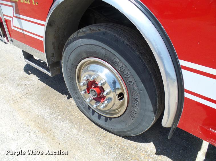 image for item DF7311 1995 Spartan DA405-2142 fire truck