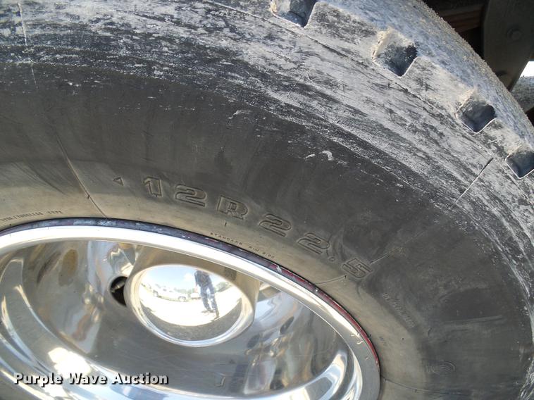 image for item DF7311 1995 Spartan DA405-2142 fire truck