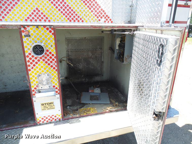 image for item DF7311 1995 Spartan DA405-2142 fire truck