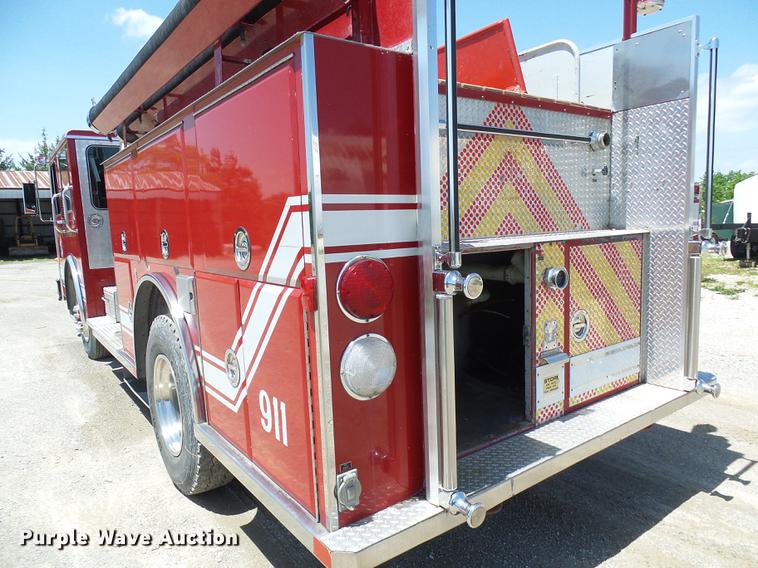 image for item DF7311 1995 Spartan DA405-2142 fire truck