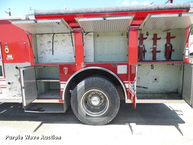 image for item DF7311 1995 Spartan DA405-2142 fire truck
