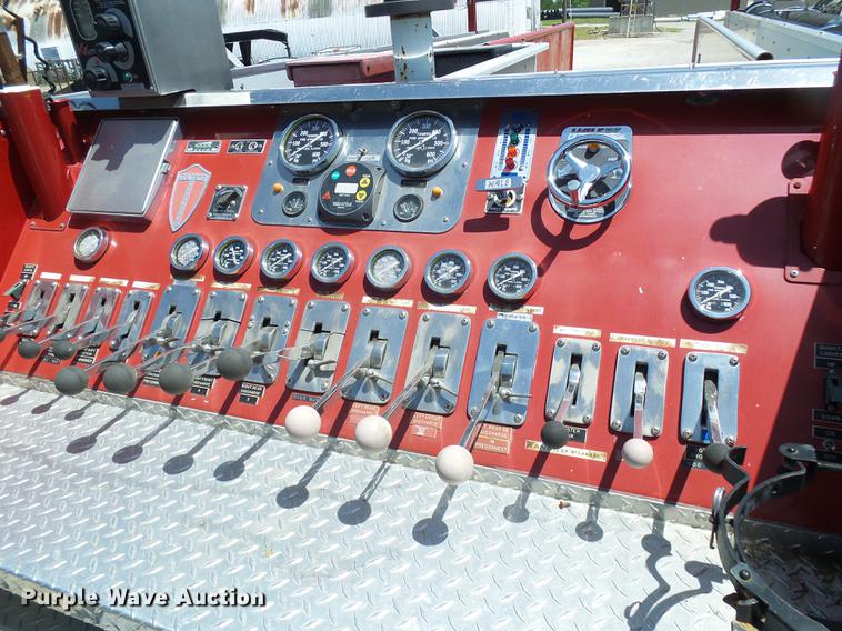 image for item DF7311 1995 Spartan DA405-2142 fire truck