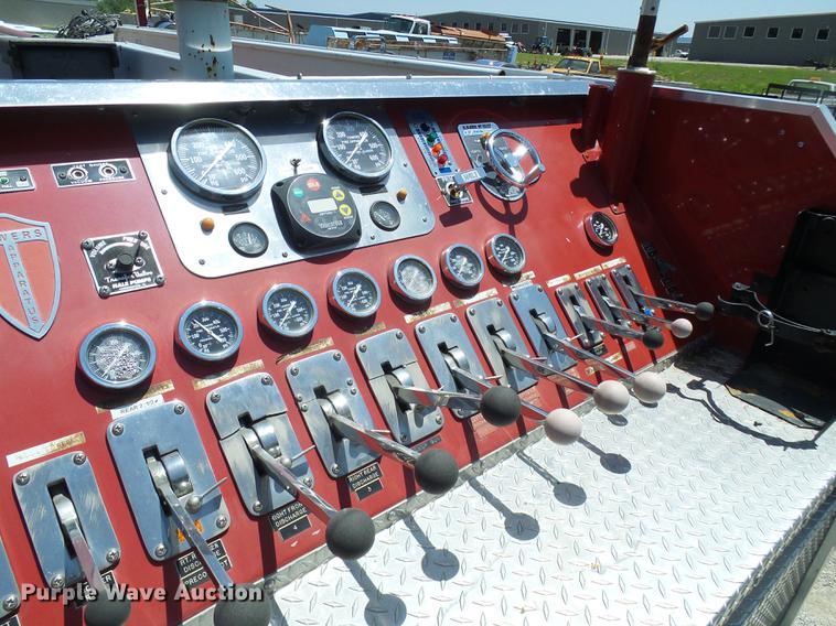 image for item DF7311 1995 Spartan DA405-2142 fire truck