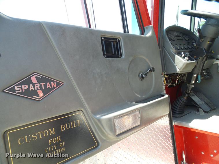 image for item DF7311 1995 Spartan DA405-2142 fire truck