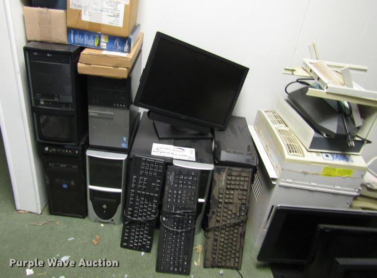 image for item DF8022 Office supplies and equipment