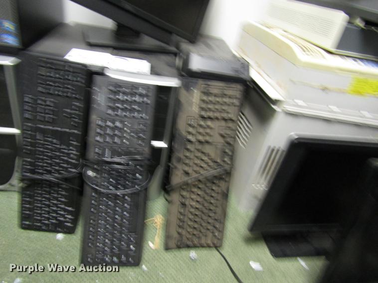 image for item DF8022 Office supplies and equipment