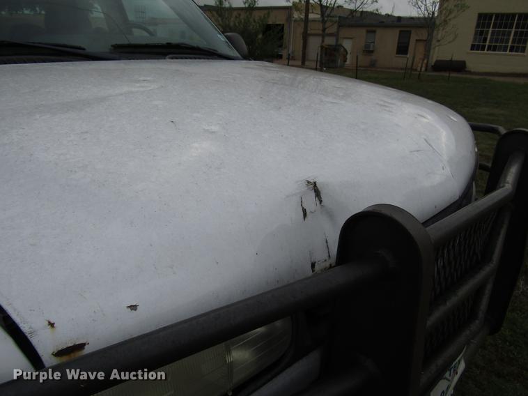 image for item DF8023 2001 Chevrolet Silverado 1500 Ext. Cab pickup truck