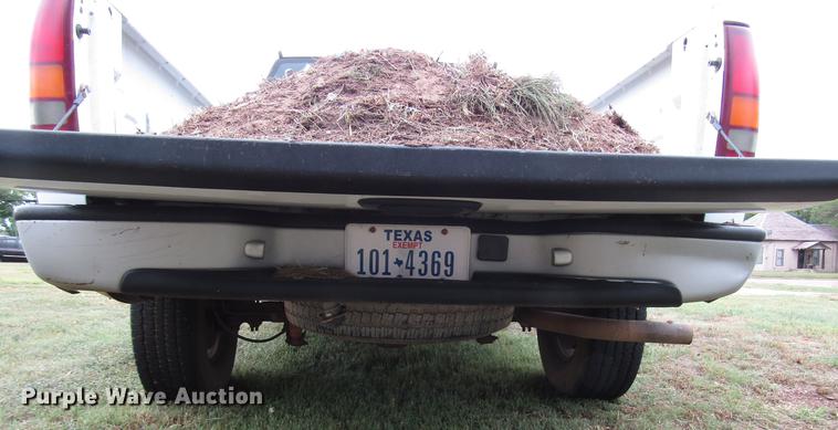 image for item DF8023 2001 Chevrolet Silverado 1500 Ext. Cab pickup truck