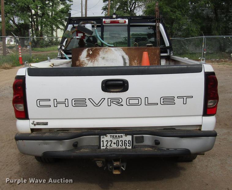 image for item DF8026 2005 Chevrolet Silverado 1500 Ext. Cab pickup truck