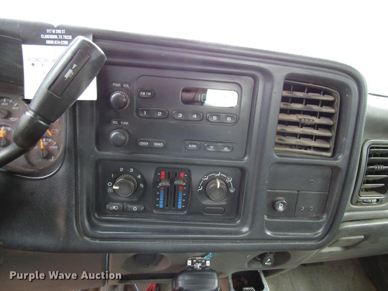 image for item DF8026 2005 Chevrolet Silverado 1500 Ext. Cab pickup truck