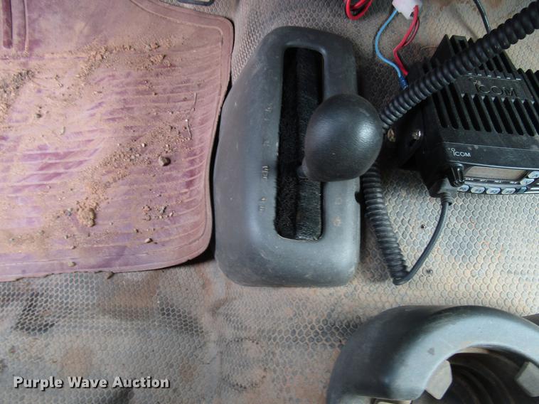 image for item DF8026 2005 Chevrolet Silverado 1500 Ext. Cab pickup truck