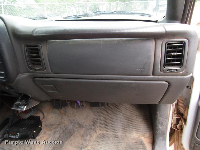 image for item DF8026 2005 Chevrolet Silverado 1500 Ext. Cab pickup truck