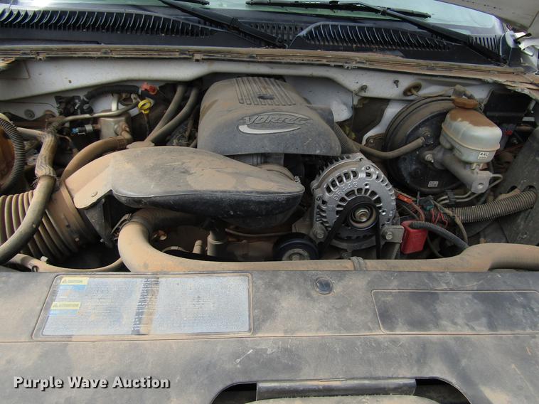 image for item DF8026 2005 Chevrolet Silverado 1500 Ext. Cab pickup truck