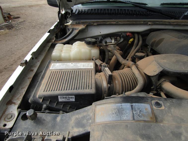 image for item DF8026 2005 Chevrolet Silverado 1500 Ext. Cab pickup truck