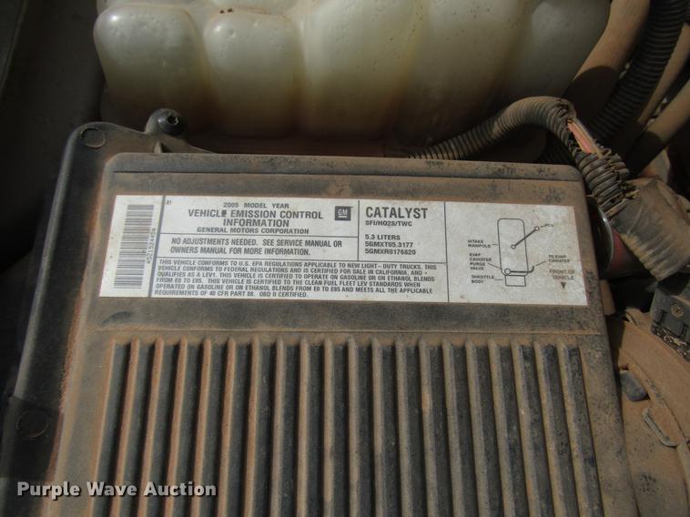 image for item DF8026 2005 Chevrolet Silverado 1500 Ext. Cab pickup truck