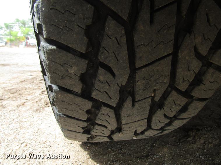 image for item DF8026 2005 Chevrolet Silverado 1500 Ext. Cab pickup truck