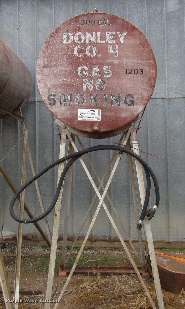 image for item DF8033 Fuel tank