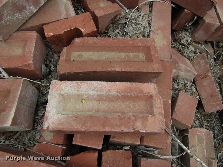 image for item DF8034 Red bricks