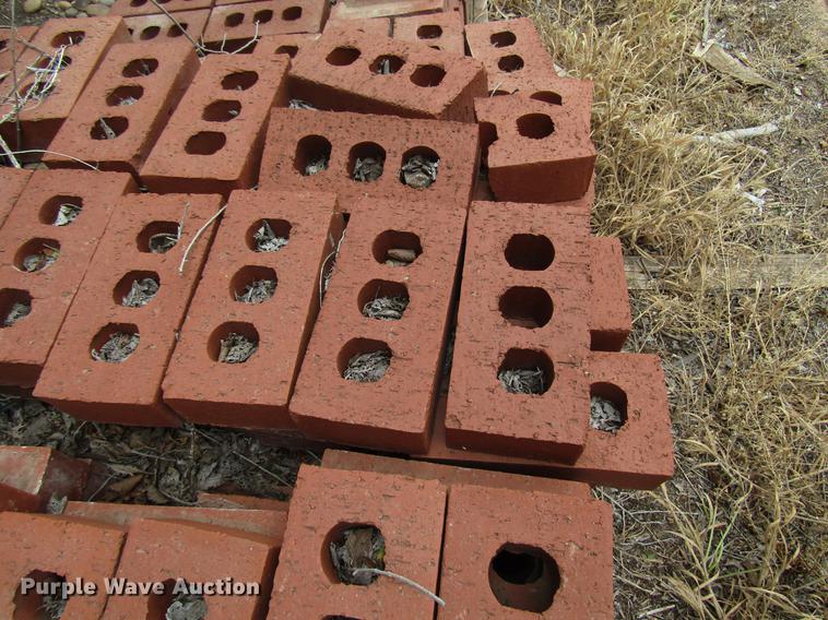 image for item DF8035 Red bricks