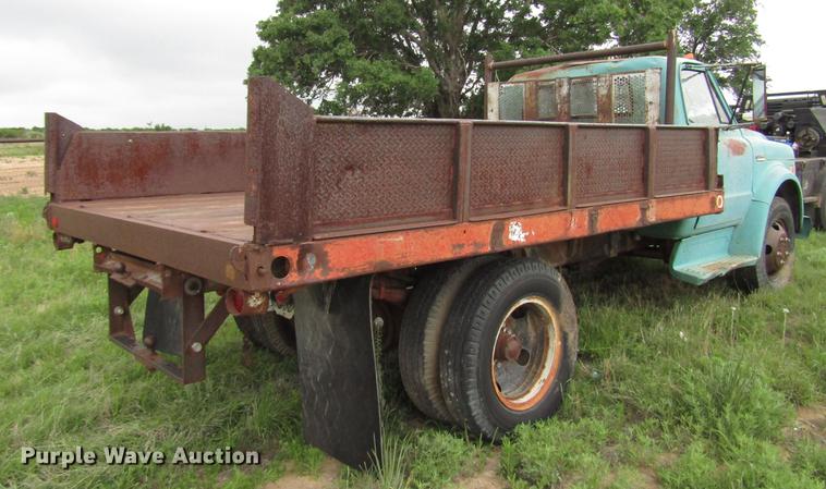 image for item DF8037 1970 GMC 5500 dump truck