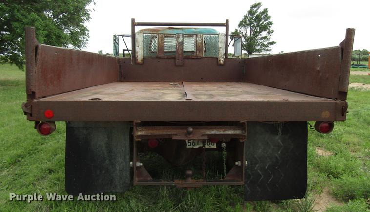 image for item DF8037 1970 GMC 5500 dump truck