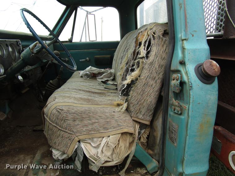 image for item DF8037 1970 GMC 5500 dump truck