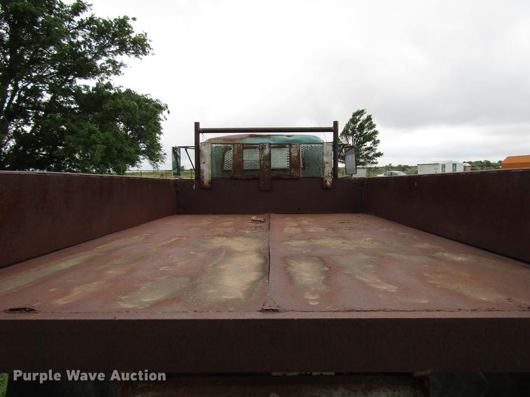 image for item DF8037 1970 GMC 5500 dump truck