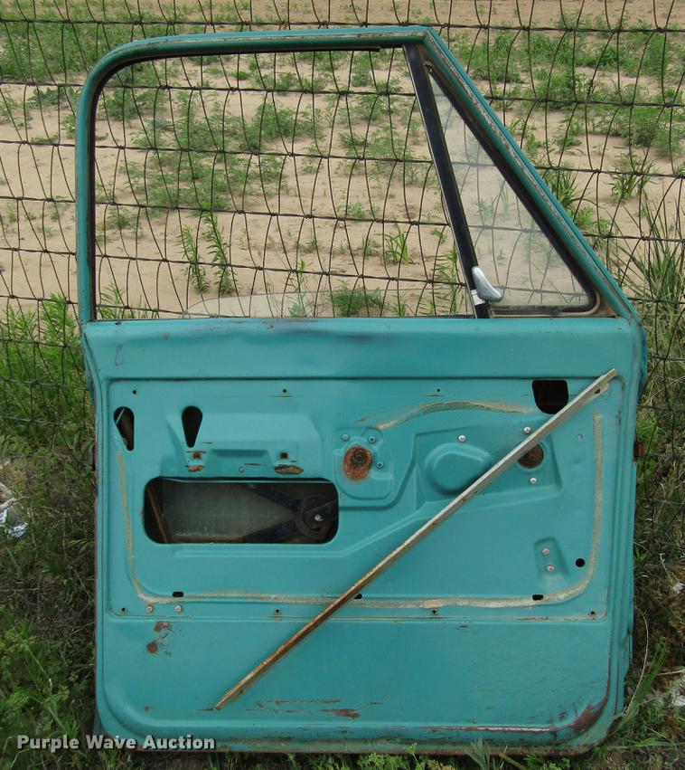 image for item DF8037 1970 GMC 5500 dump truck