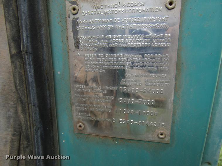 image for item DF8037 1970 GMC 5500 dump truck