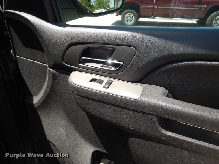 image for item DG1069 2013 Chevrolet Tahoe Police SUV