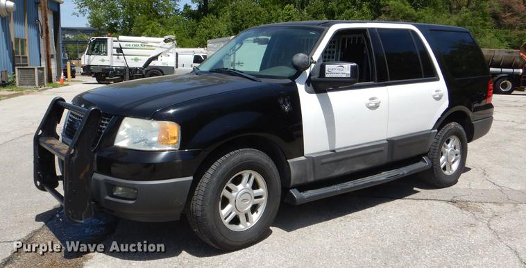 image for item DG1070 2006 Ford Expedition XLT SUV