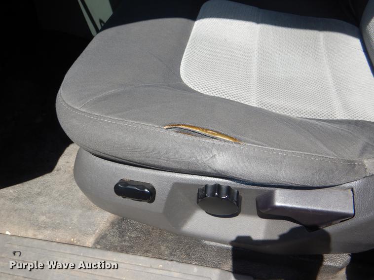 image for item DG1070 2006 Ford Expedition XLT SUV