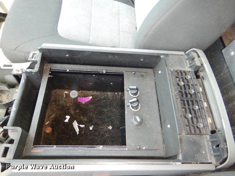 image for item DG1070 2006 Ford Expedition XLT SUV