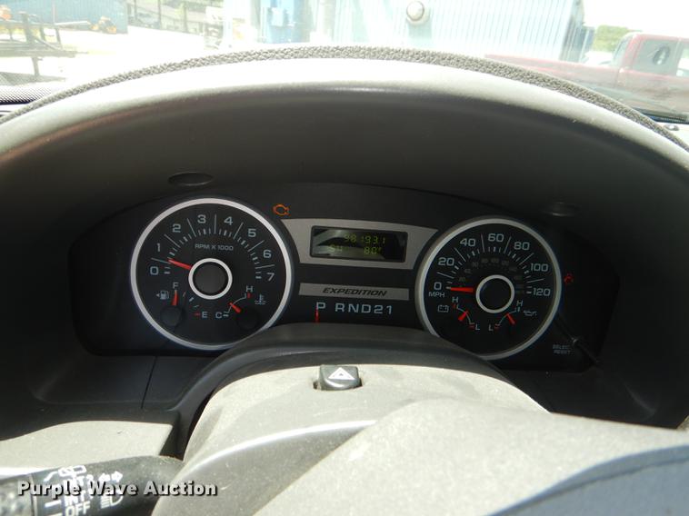 image for item DG1070 2006 Ford Expedition XLT SUV