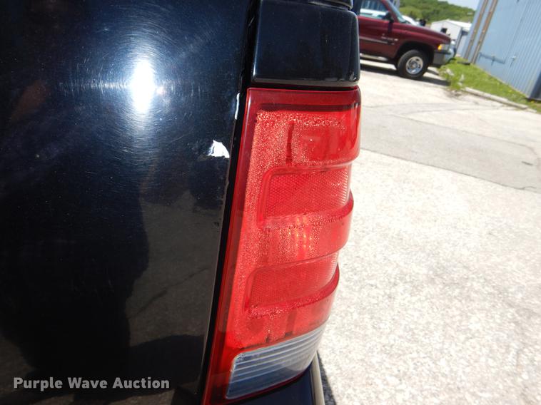 image for item DG1070 2006 Ford Expedition XLT SUV