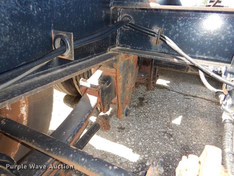 image for item DG1091 1994 Trail King drop deck equipment trailer