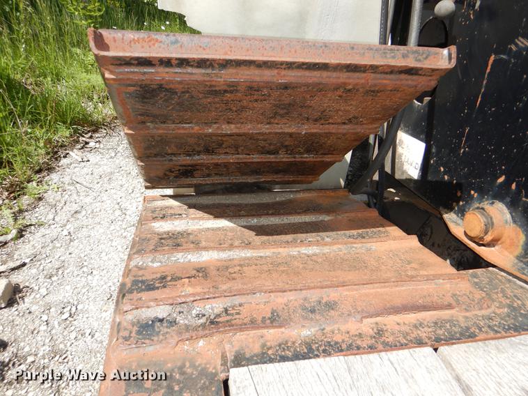 image for item DG1091 1994 Trail King drop deck equipment trailer