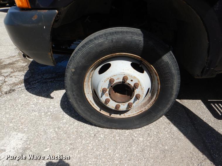 image for item DG1092 2000 Ford F450 Super Duty XL dump truck