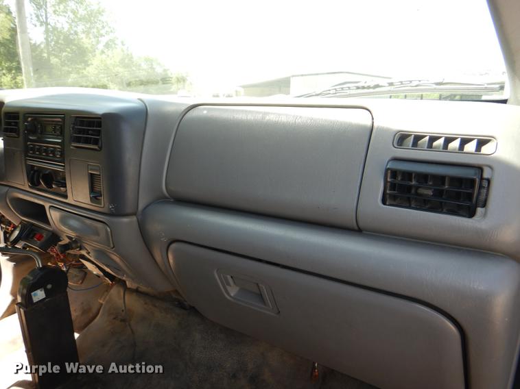 image for item DG1092 2000 Ford F450 Super Duty XL dump truck