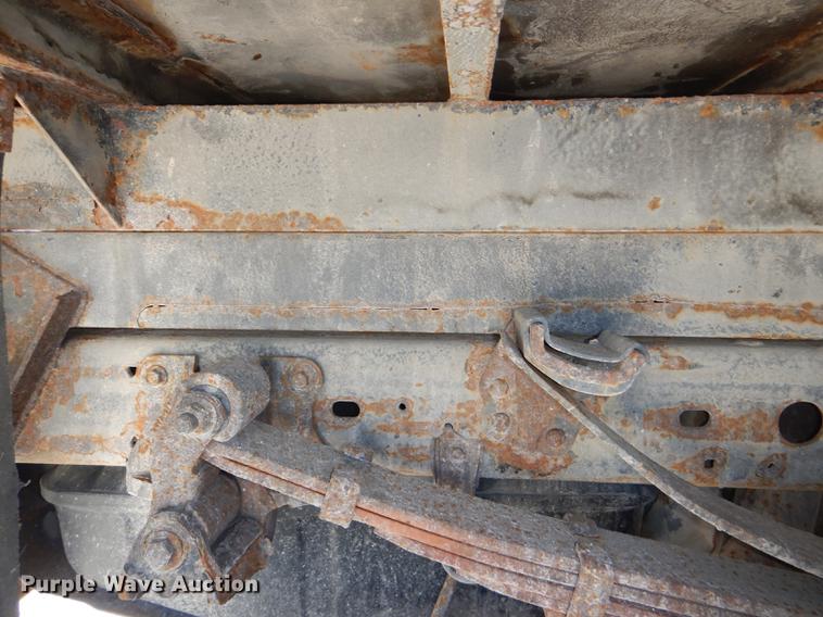 image for item DG1092 2000 Ford F450 Super Duty XL dump truck