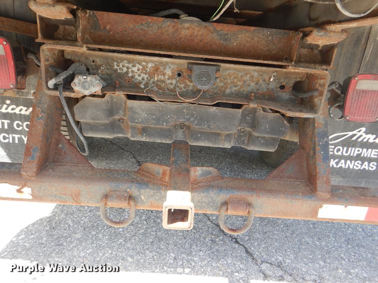 image for item DG1092 2000 Ford F450 Super Duty XL dump truck