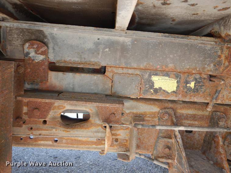 image for item DG1092 2000 Ford F450 Super Duty XL dump truck
