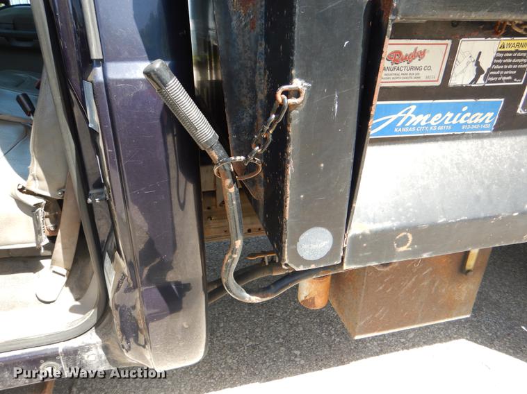 image for item DG1092 2000 Ford F450 Super Duty XL dump truck