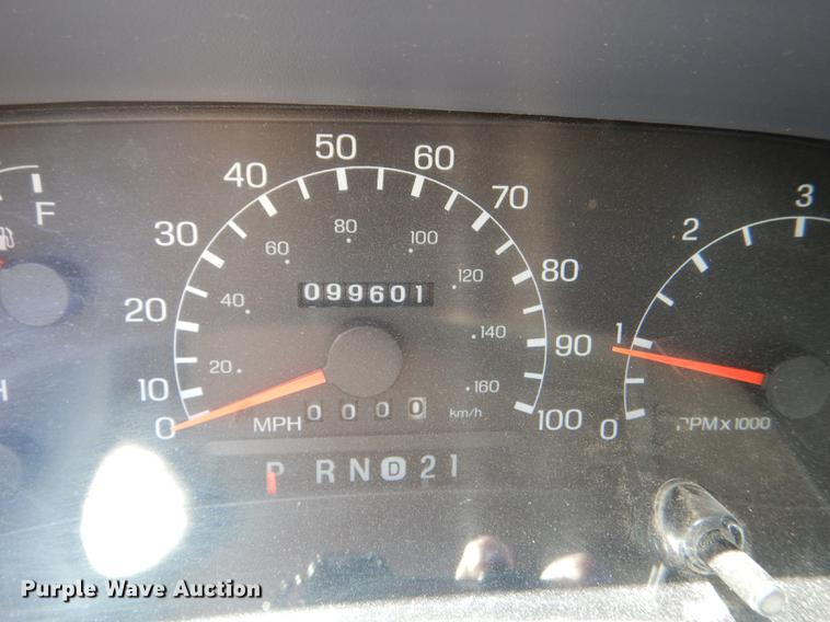 image for item DG1096 1999 Ford F250 Super Duty XLT Crew Cab pickup truck