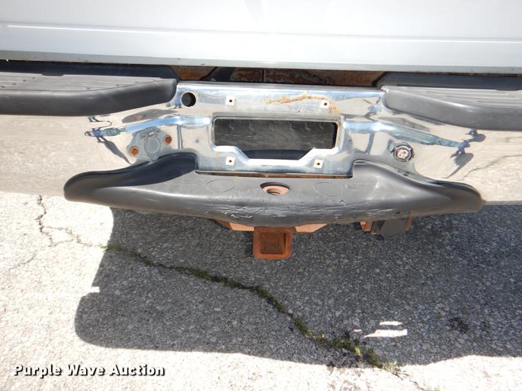 image for item DG1096 1999 Ford F250 Super Duty XLT Crew Cab pickup truck