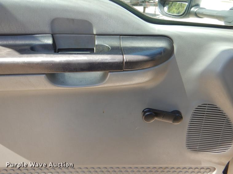 image for item DG1097 2007 Ford F350 Super Duty XL dump bed pickup truck