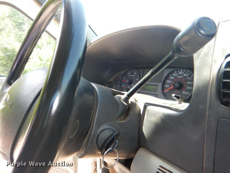 image for item DG1097 2007 Ford F350 Super Duty XL dump bed pickup truck