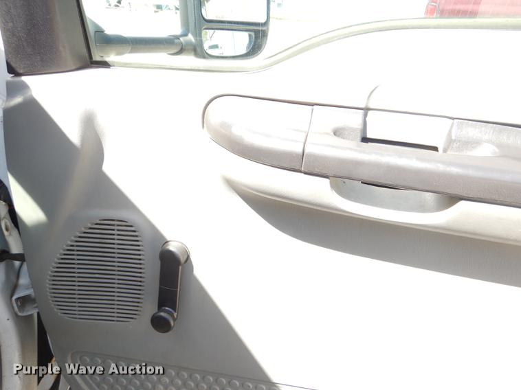 image for item DG1097 2007 Ford F350 Super Duty XL dump bed pickup truck