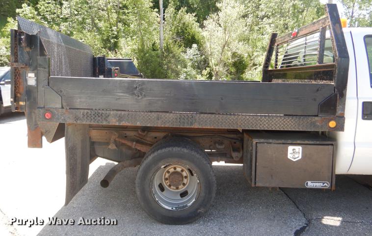 image for item DG1097 2007 Ford F350 Super Duty XL dump bed pickup truck